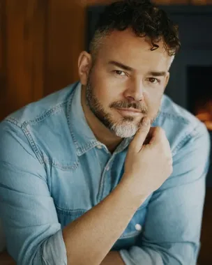 Jakub Bączykowski w Tczewie - wieczór o emocjach, codzienności i teatrze