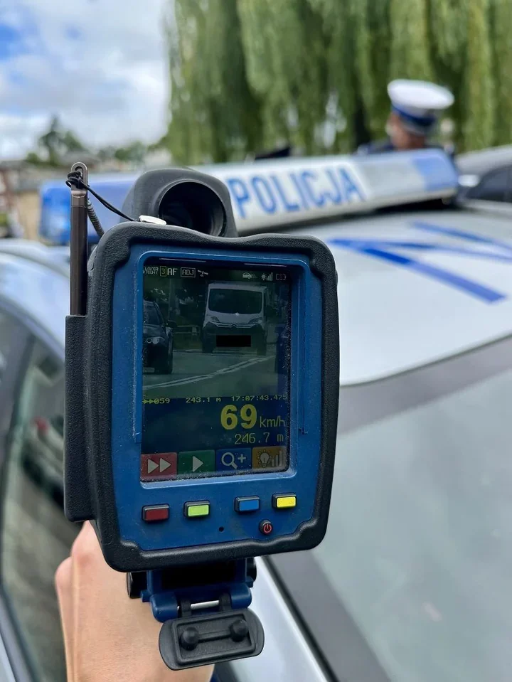 Miał zakaz i uszkodzone auto - kontrola na DK91 skończyła się zatrzymaniem