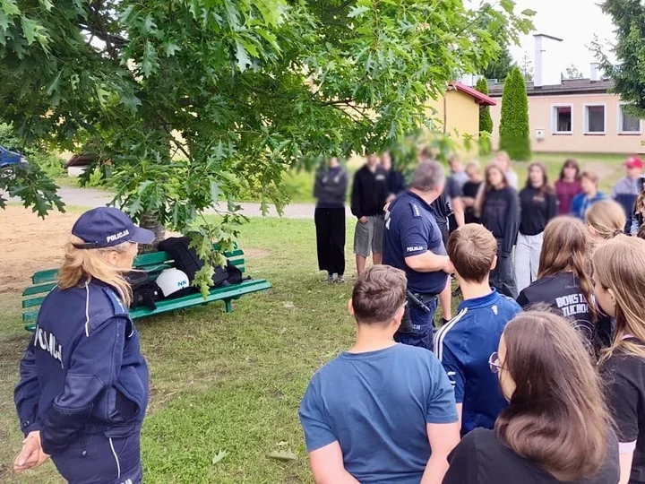 W Tleniu dzieci ćwiczyły samoobronę. Policja ostrzegła też przed hejtem