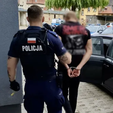 Pobicie przed lokalem w Gniewie. 19-latek miał ponad 2 promile