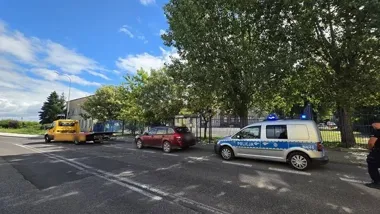 Słoiki z suszem w Subaru. Kontrola drogowa zakończyła się zatrzymaniem 44-latka