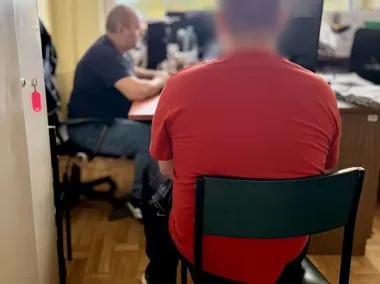 19 zarzutów po serii kradzieży. 40-latek miał ukraść towary za 28 tys. zł