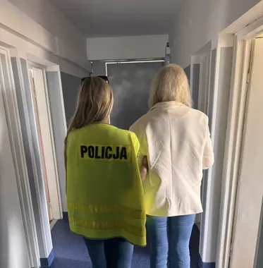 1000 zł zniknęło przy okienku - tczewska policja szybko namierzyła sprawczynię
