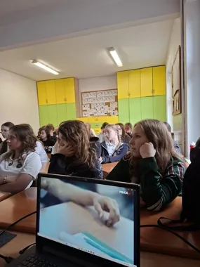 W Tczewie ostrzegli młodzież przed handlem ludźmi ukrytym w ofertach pracy